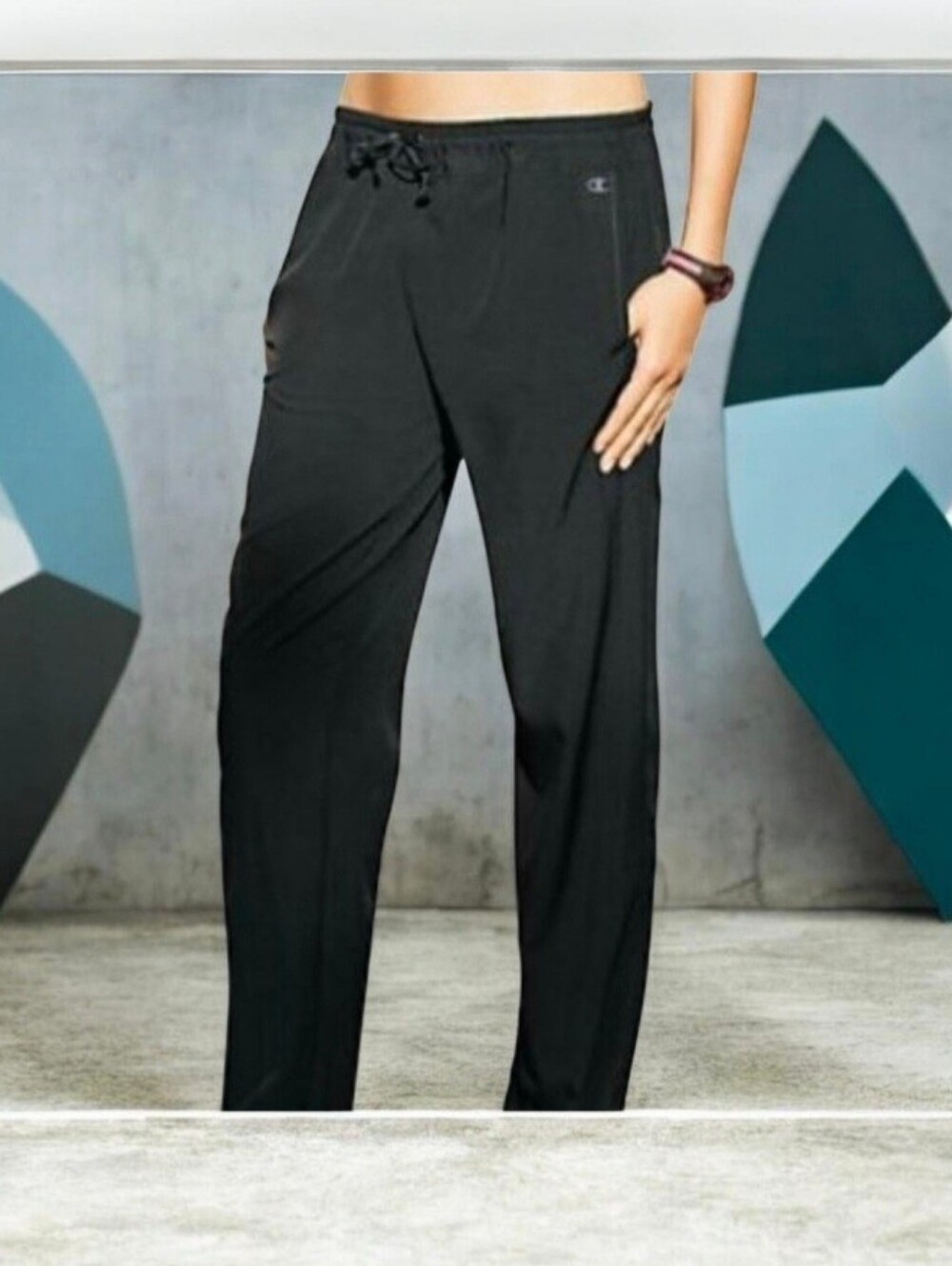 Champion Women's Woven Jogger Pants in Black #M057